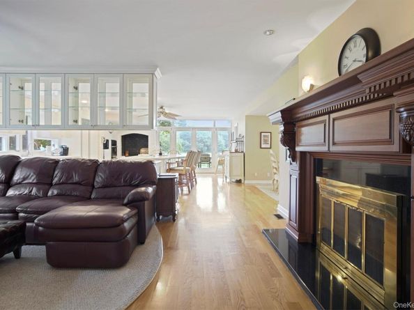 1 Lake Drive, Middle Island NY 11953