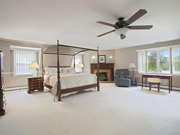 1 Lake Drive, Middle Island NY 11953