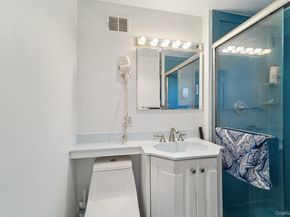 24 Pamela Lane, New Rochelle NY 10804