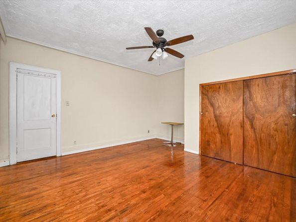 23-16 101st Street, East Elmhurst NY 11369