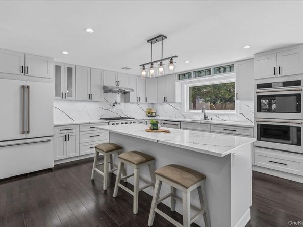 15 Severin Place, Huntington NY 11743