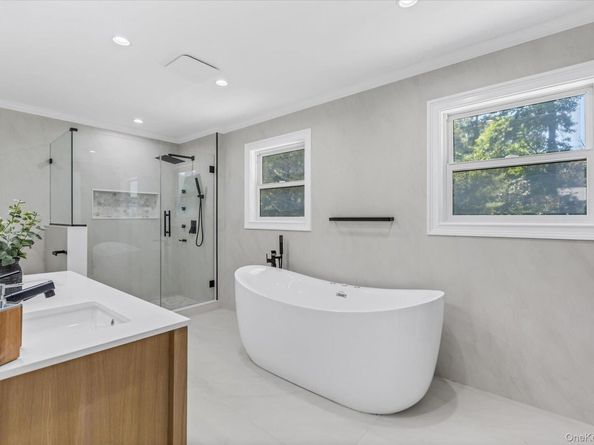 15 Severin Place, Huntington NY 11743