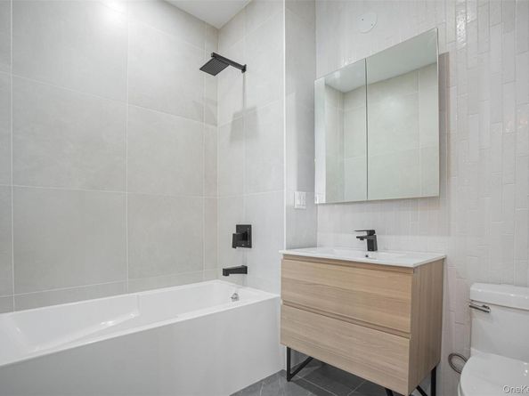 859 Myrtle Avenue APT 8G, Brooklyn NY 11206