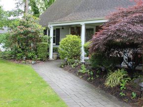 16 Barnwell Lane, Stony Brook NY 11790
