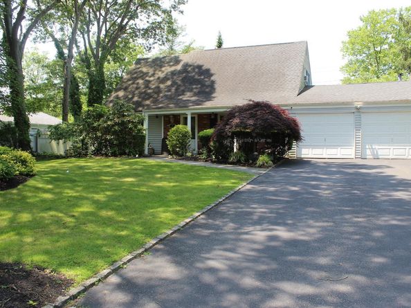 16 Barnwell Lane, Stony Brook NY 11790