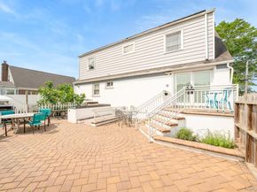 136 Wardwell Road, Mineola NY 11501