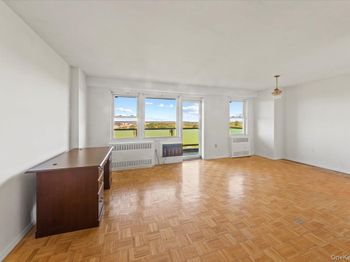 1841 Central Park Avenue