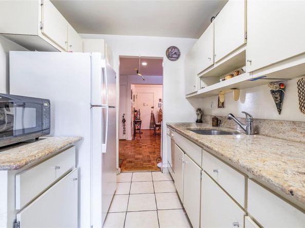 490 Atlantic Avenue 103, East Rockaway NY 11518