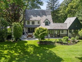 54 Inverness Road, Scarsdale NY 10583