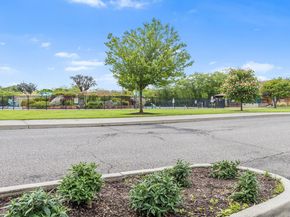 45 W 23rd Street, Deer Park NY 11729