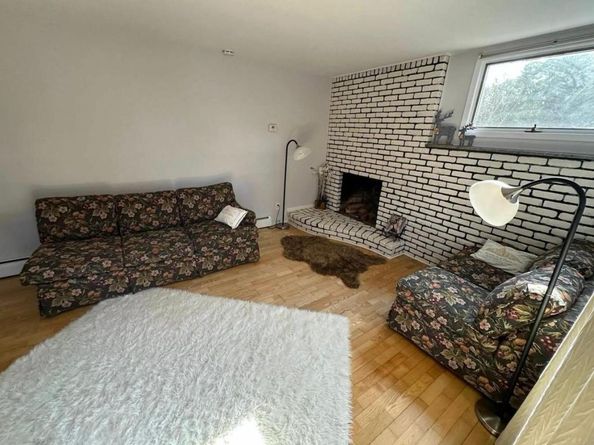 443 Old Country Road, Melville NY 11747