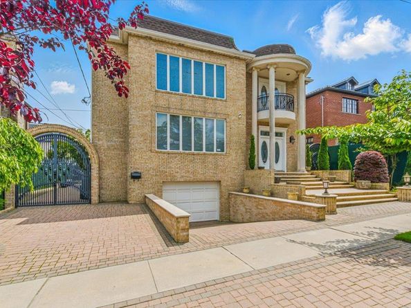162-24 14th Avenue, Beechhurst NY 11357