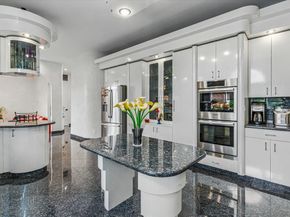 162-24 14th Avenue, Beechhurst NY 11357