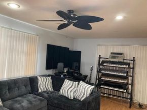 615 Broadway 11, Amityville NY 11701