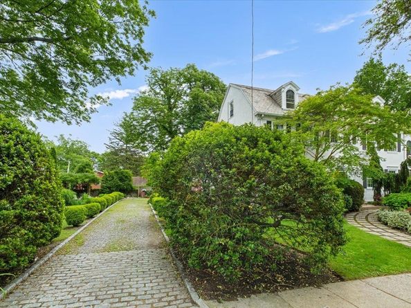 225 Pennsylvania Avenue, Mount Vernon NY 10552