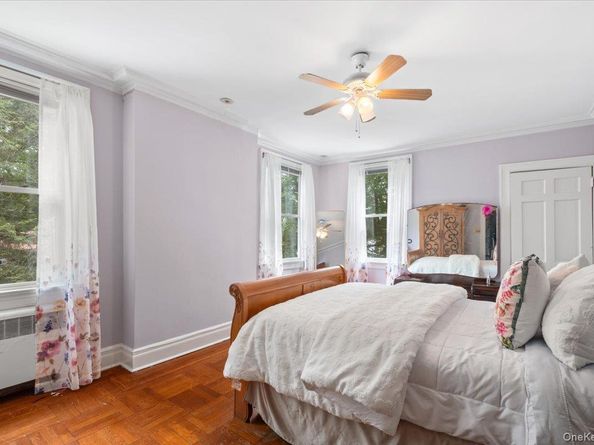 225 Pennsylvania Avenue, Mount Vernon NY 10552