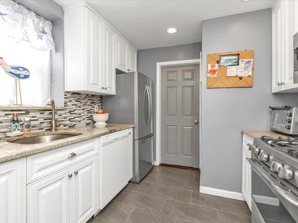 333 E Broadway 1D, Long Beach NY 11561