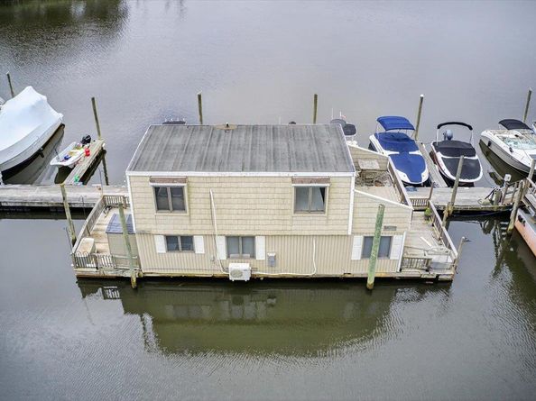 149 c Riverside Drive, Riverhead NY 11901