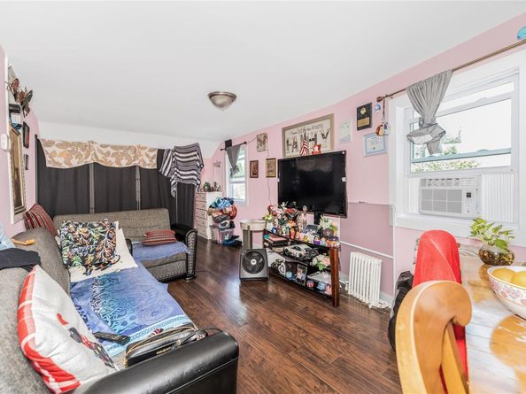 132 Oak Street, Yonkers NY 10701