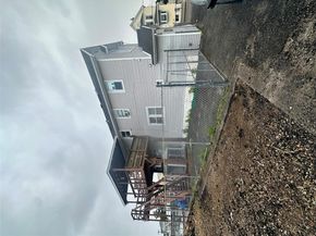 9934 164th Avenue, Hamilton Beach NY 11414