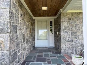 2100 Sound Drive, Greenport NY 11944