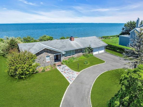 2100 Sound Drive, Greenport NY 11944