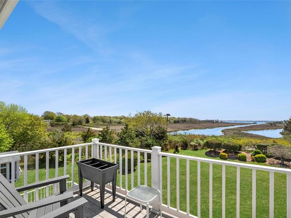 14 South Country Road, Westhampton NY 11977