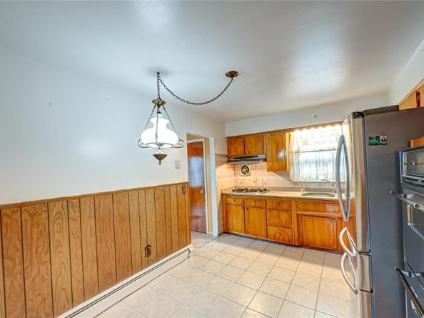 63 Central Avenue, Lynbrook NY 11563
