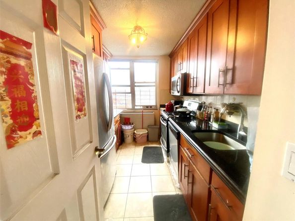 41-40 Union Street 14T, Flushing NY 11355