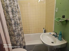 57-12 164 Street, Flushing NY 11365