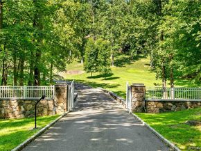 18 Bramblebush Road, Croton-on-Hudson NY 10520