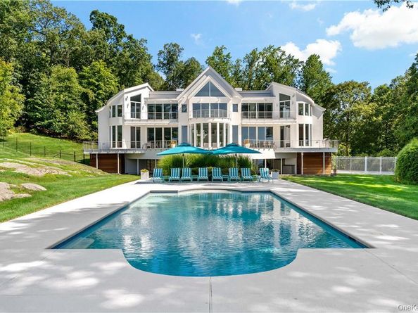 18 Bramblebush Road, Croton-on-Hudson NY 10520