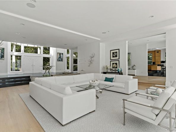 18 Bramblebush Road, Croton-on-Hudson NY 10520