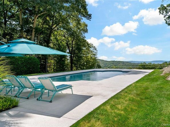 18 Bramblebush Road, Croton-on-Hudson NY 10520