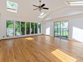 18 Oxford Road, East Rockaway NY 11518
