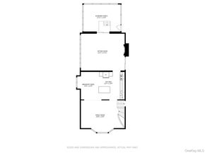 18 Oxford Road, East Rockaway NY 11518