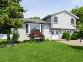 18 Oxford Road, East Rockaway NY 11518