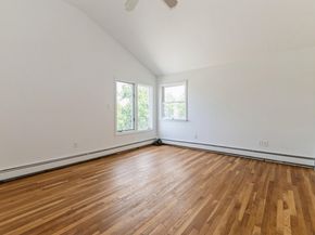 18 Oxford Road, East Rockaway NY 11518