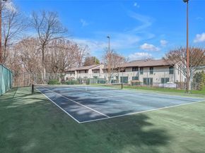 44 Maple Run Drive 44, Jericho NY 11753