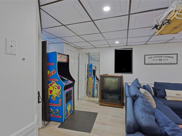 28 Winfield Davis Drive, Coram NY 11727
