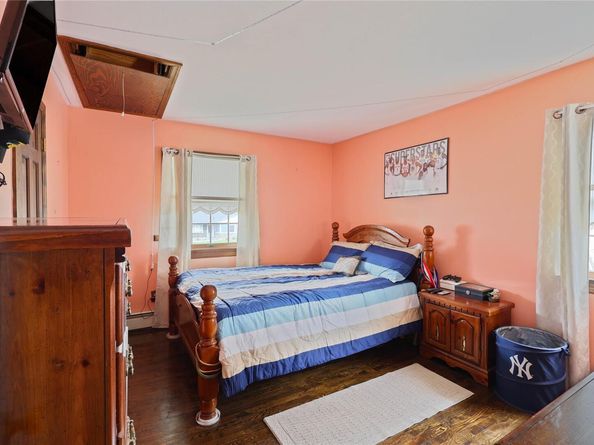 28 Winfield Davis Drive, Coram NY 11727