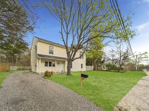 613 Bourdois Avenue, Bellport NY 11713