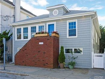 139 Hewlett Avenue