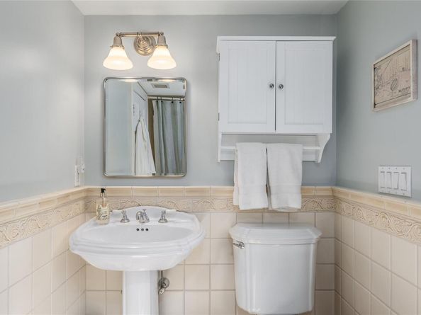 2455 New Suffolk Avenue, Mattituck NY 11952