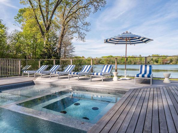 2455 New Suffolk Avenue, Mattituck NY 11952