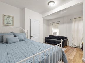 4392 Park Avenue, Bronx NY 10457