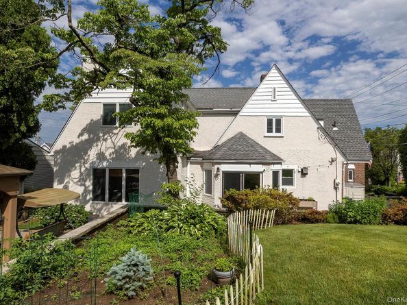 126 Lincoln Avenue E, West Harrison NY 10604