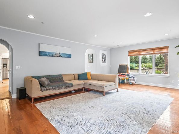 126 Lincoln Avenue E, West Harrison NY 10604