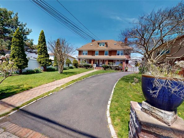 3106 Healy Avenue, Bayswater NY 11691