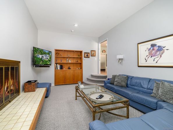 33 Mill Brook Road W, Stamford CT 06902